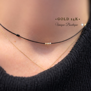 Чокър с 3 златни топчета