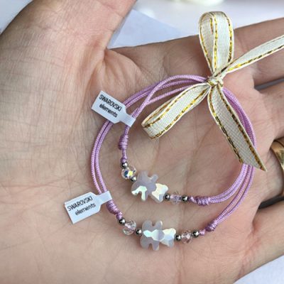 Амулет с кристално меченце и мъниста Swarovski